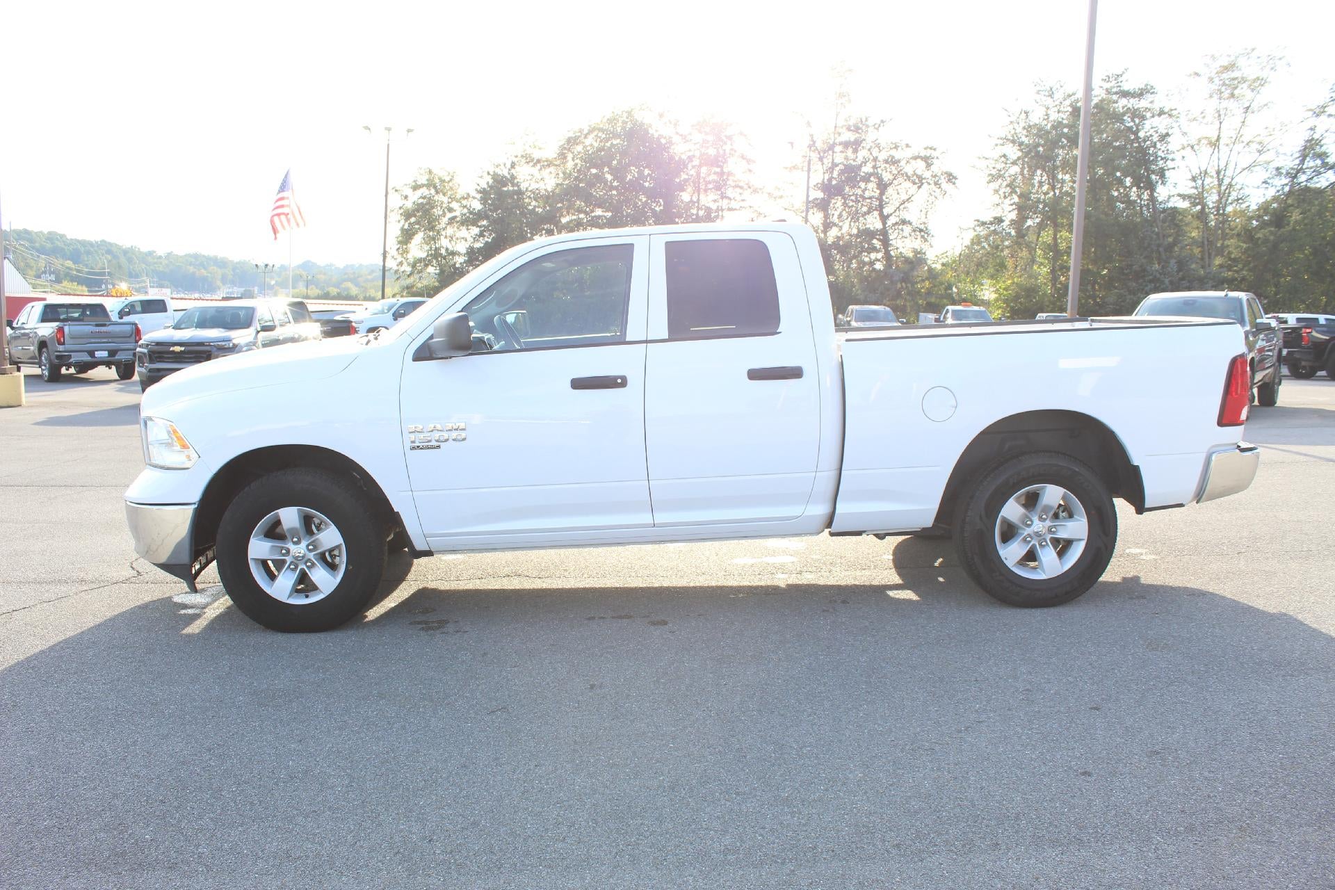 2024 RAM 1500 Classic SLT