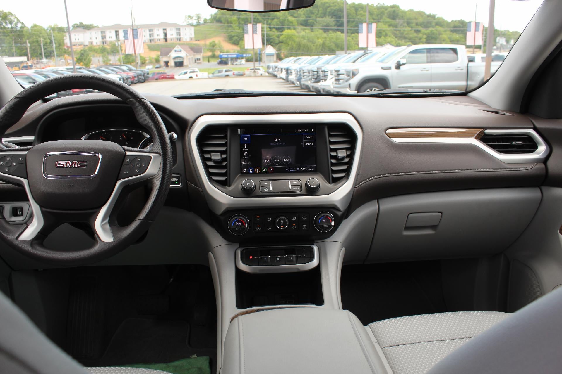 2023 GMC Acadia SLE