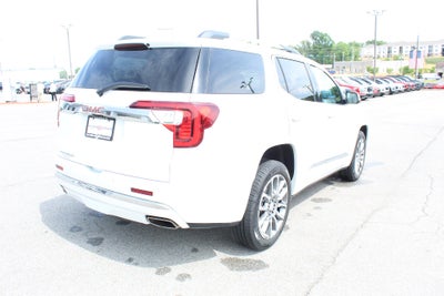 2023 GMC Acadia Denali