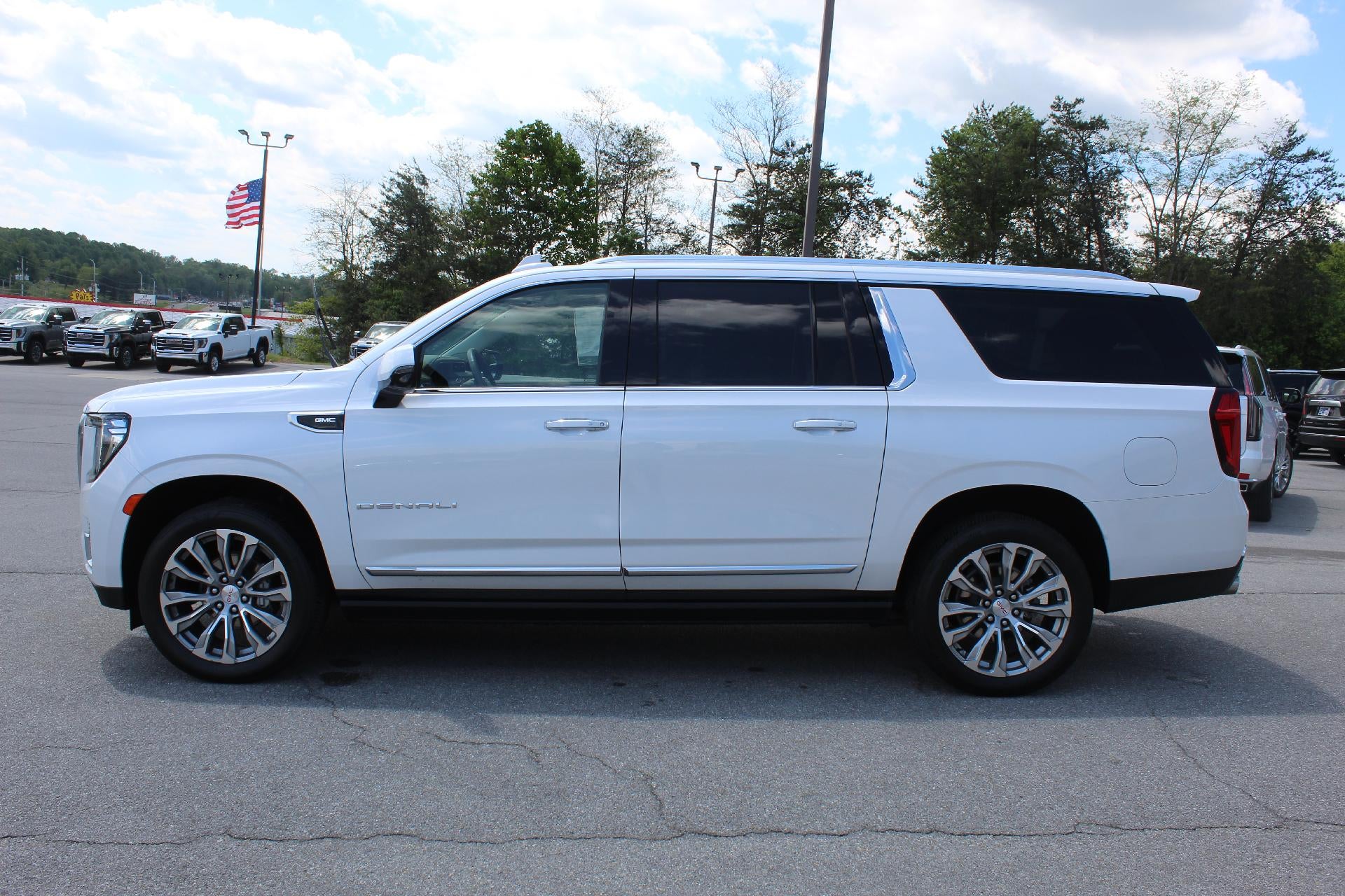 2024 GMC Yukon XL Denali