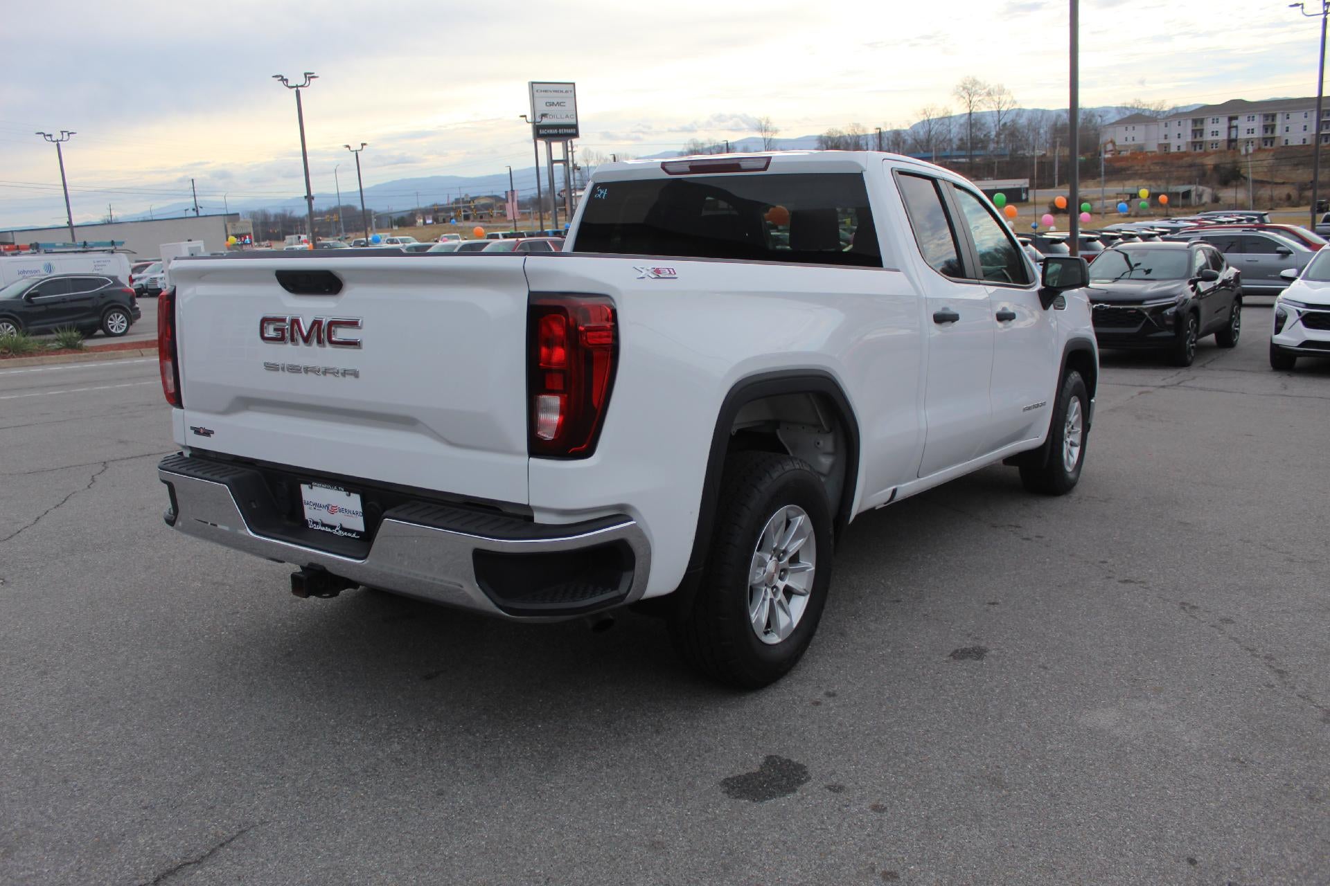 2023 GMC Sierra 1500 Pro