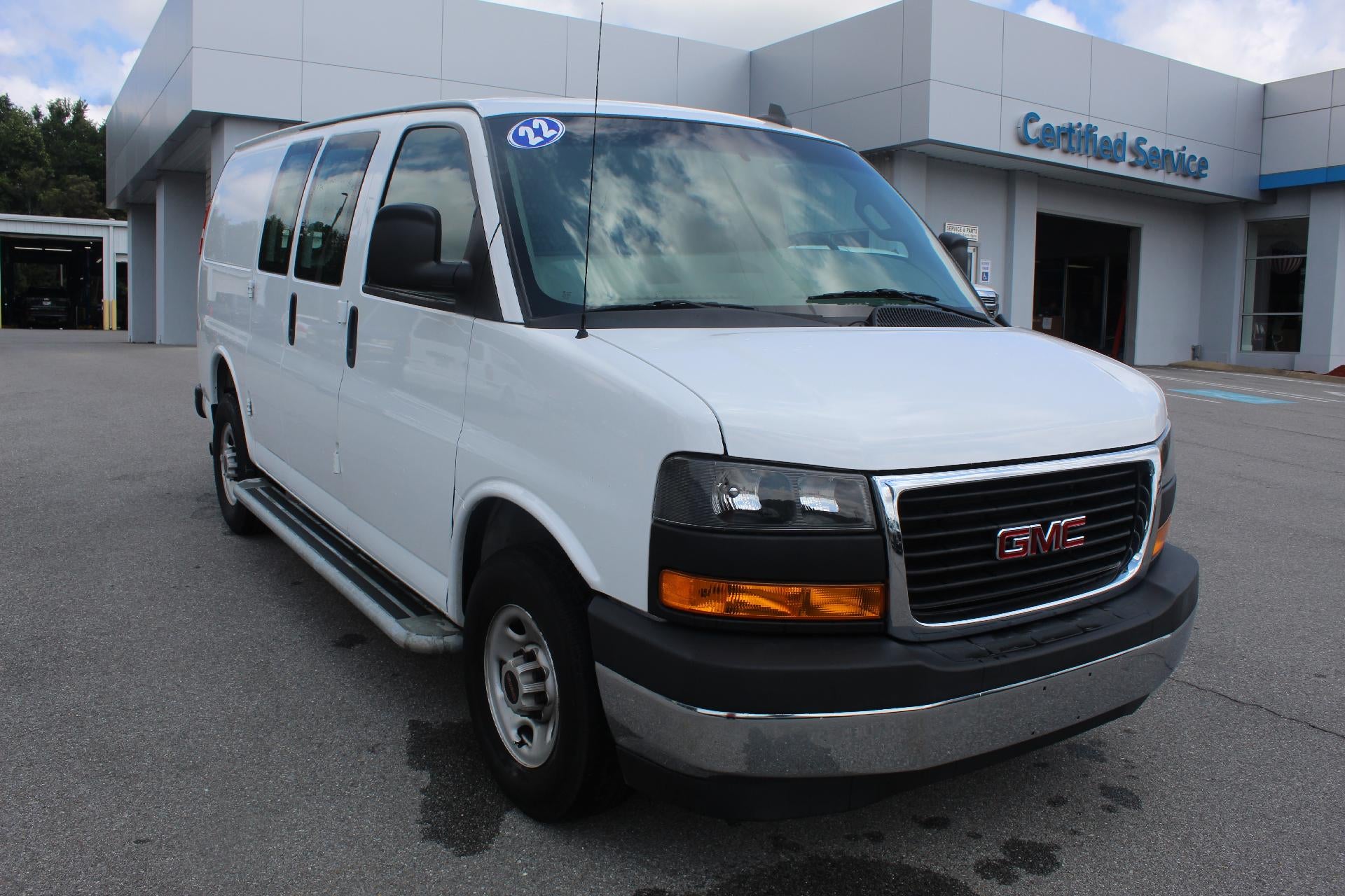 2022 GMC Savana Cargo 2500 Base