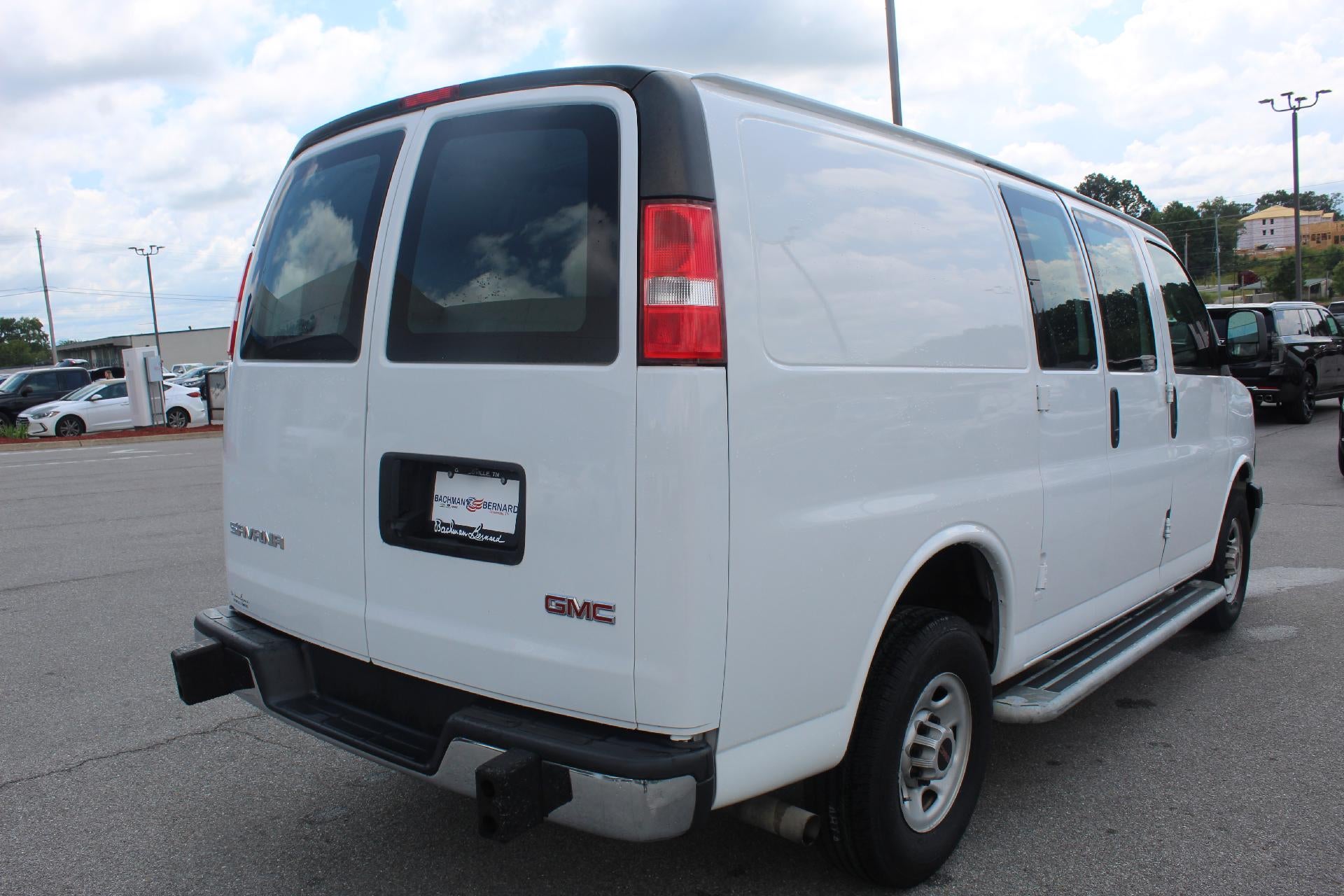 2022 GMC Savana Cargo 2500 Base
