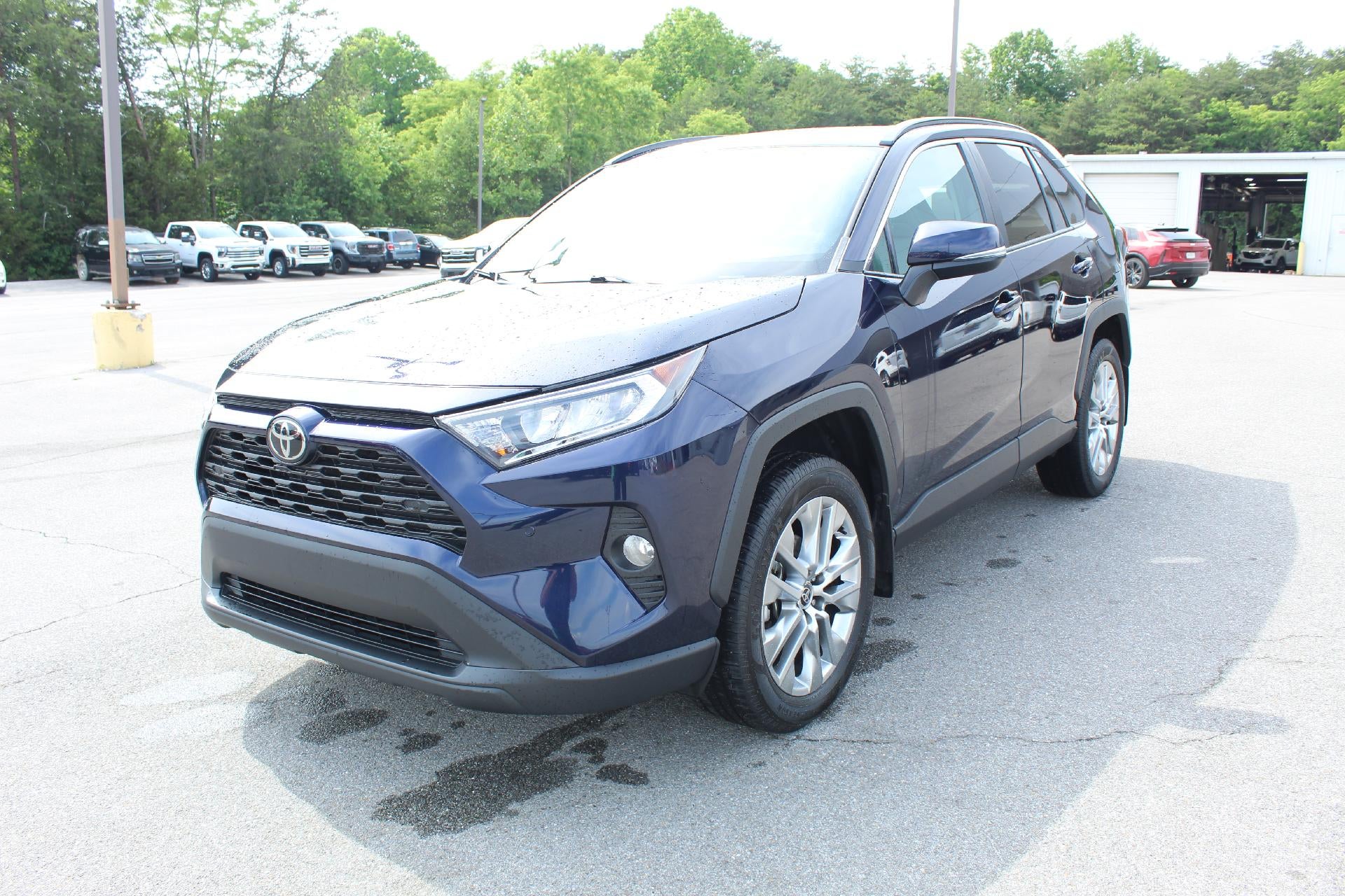 2021 Toyota RAV4 XLE Premium