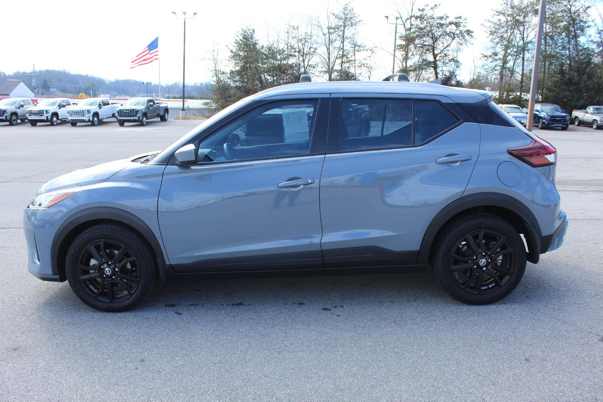 2021 Nissan Kicks SV