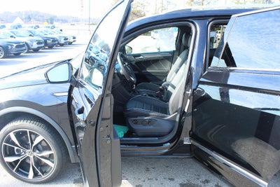 2024 Volkswagen Tiguan SEL R-Line