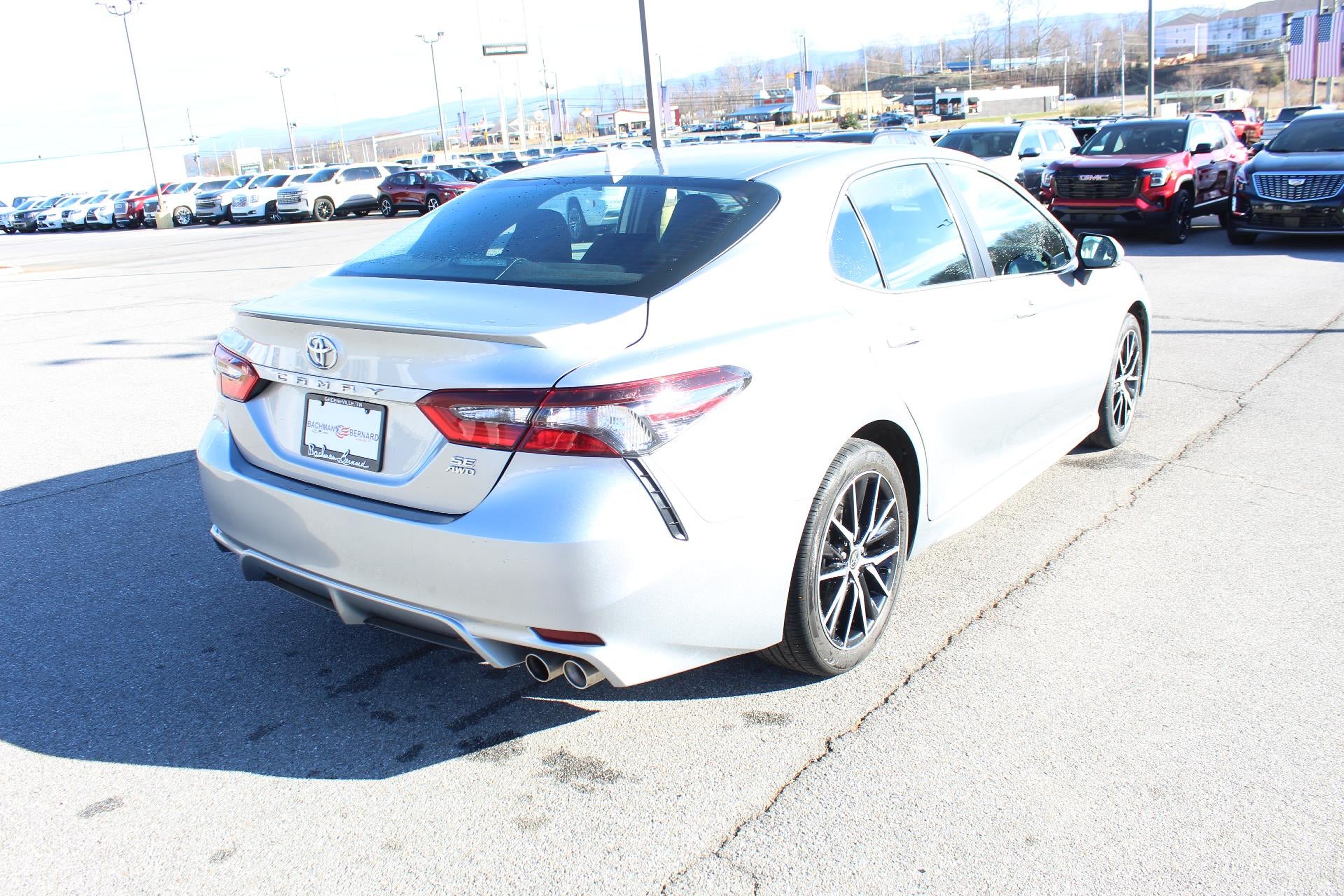 2024 Toyota Camry SE