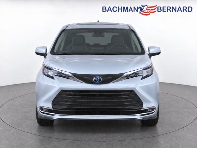 2021 Toyota Sienna XLE