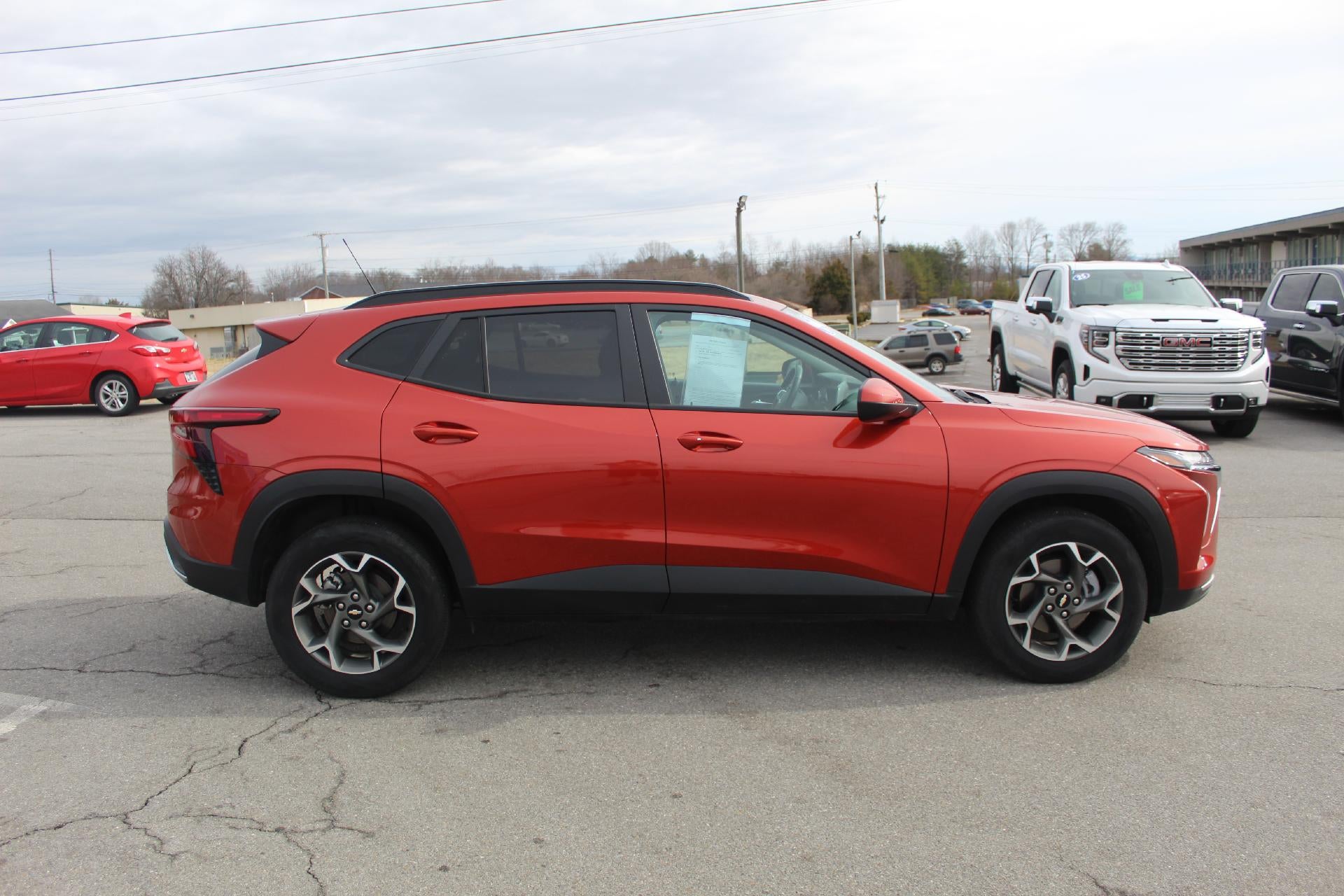 2024 Chevrolet Trax LT